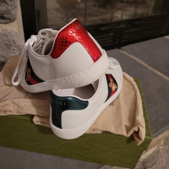 Authentic leather Gucci shoes - Picture 4 of 14